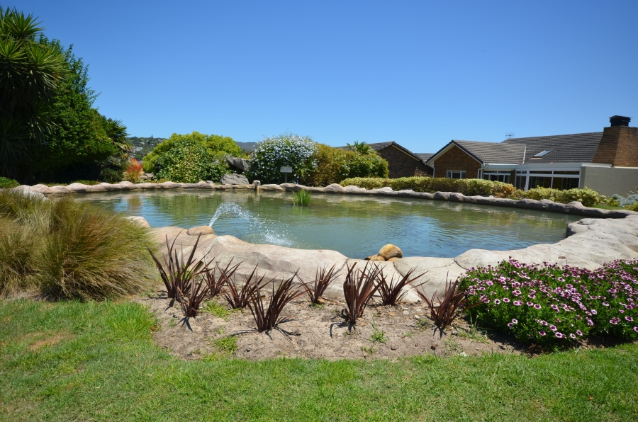 2 Bedroom Property for Sale in Kenridge Western Cape